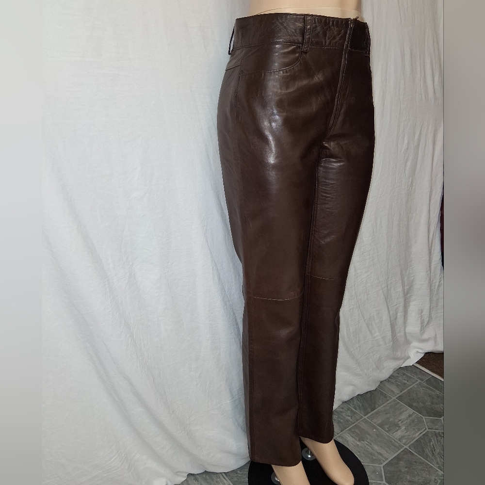Banana Republic Dark Brown Straight Leg Vegan Leather Pant  Size 6 - Picture 4 of 17